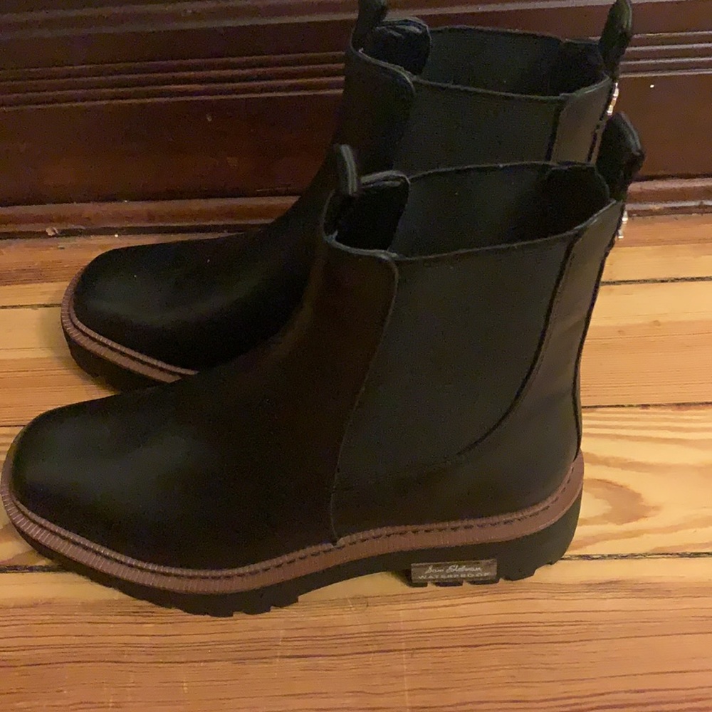 NWT Sam Edelman Laguna Chelsea Boot Size 8